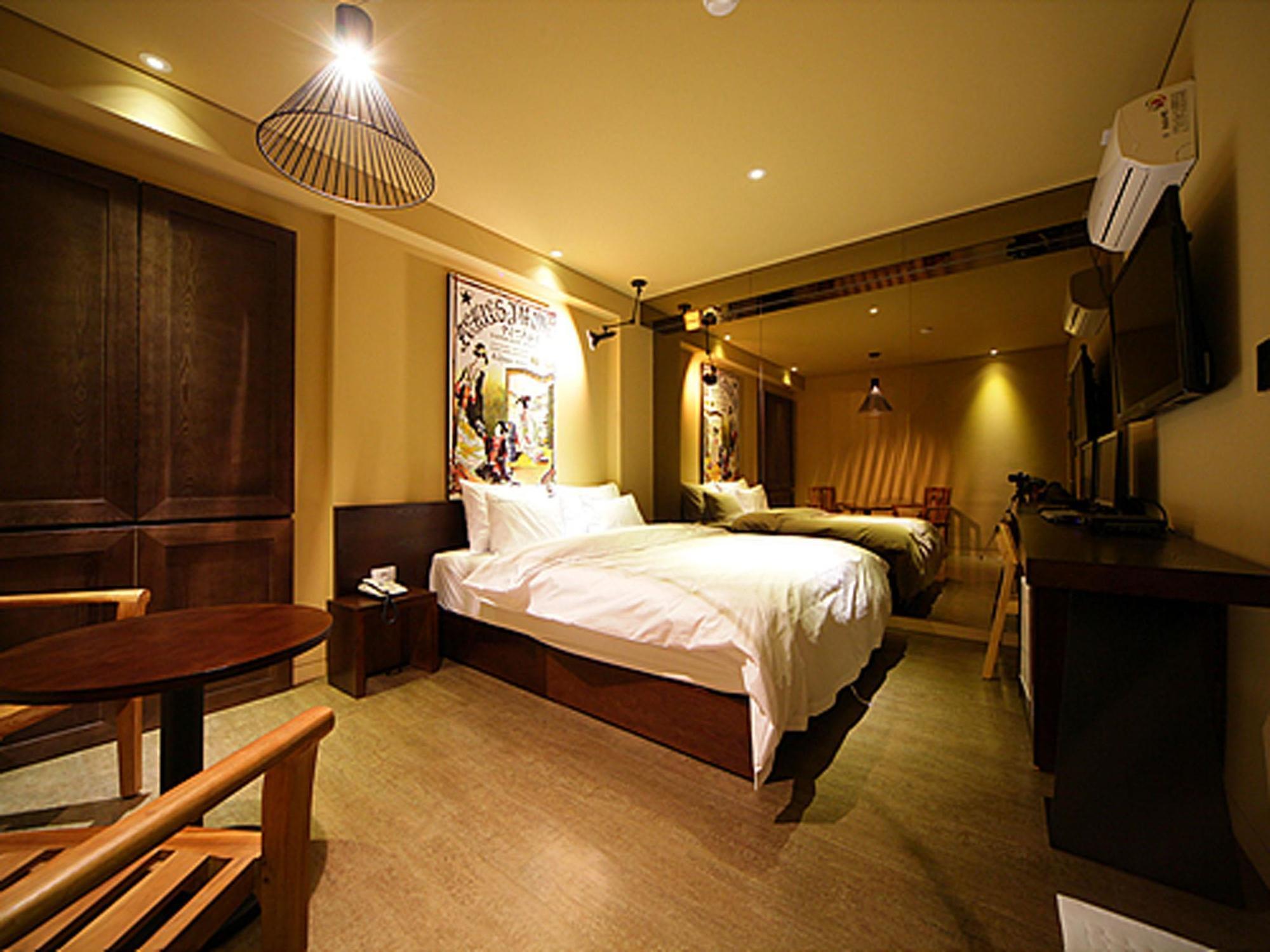 Sinchon Hotel Gaeul Σεούλ Εξωτερικό φωτογραφία