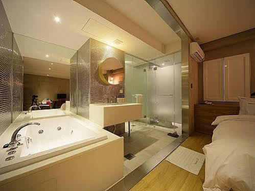 Sinchon Hotel Gaeul Σεούλ Εξωτερικό φωτογραφία